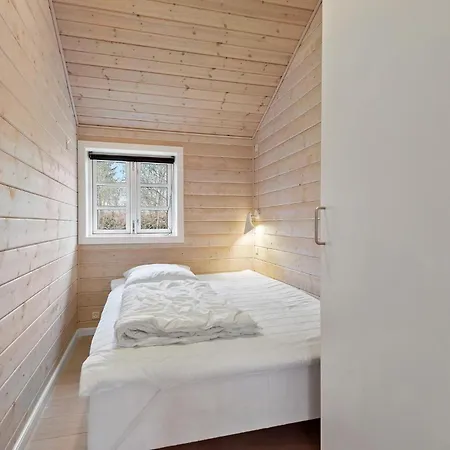 Holiday home 2 Bedroom Cozy In Hovborg