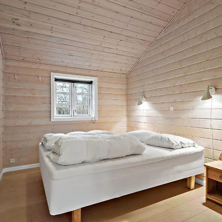Holiday home 2 Bedroom Cozy In