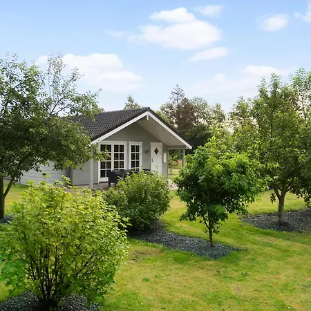 2 Bedroom Cozy In Hovborg