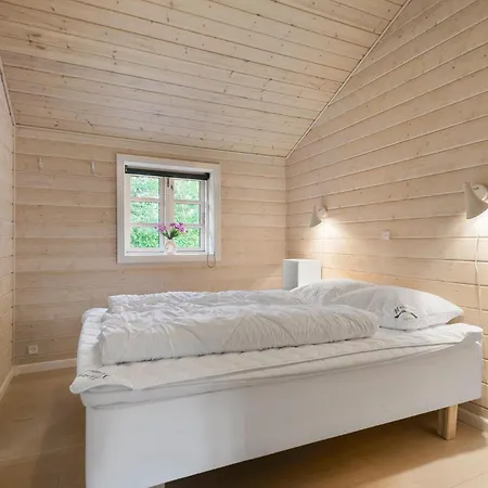 Prázdninový dům 2 Bedroom Cozy In